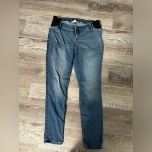 Women’s size 8 maternity Jeggings